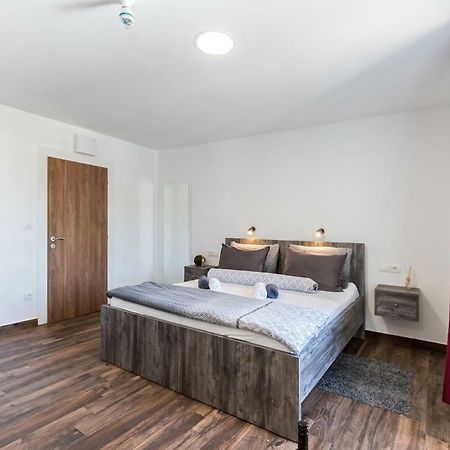 Apinelo Port Rooms Split Luaran gambar