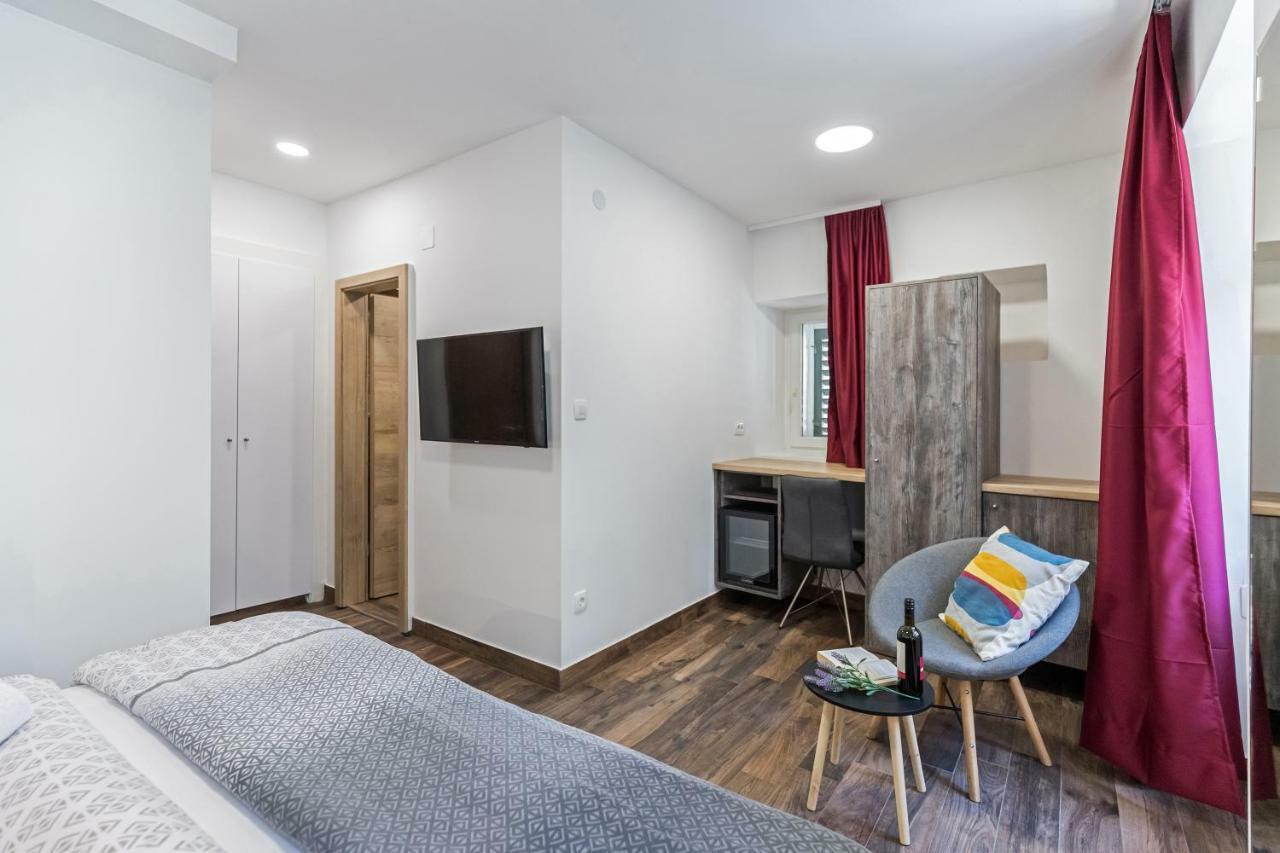 Apinelo Port Rooms Split Luaran gambar