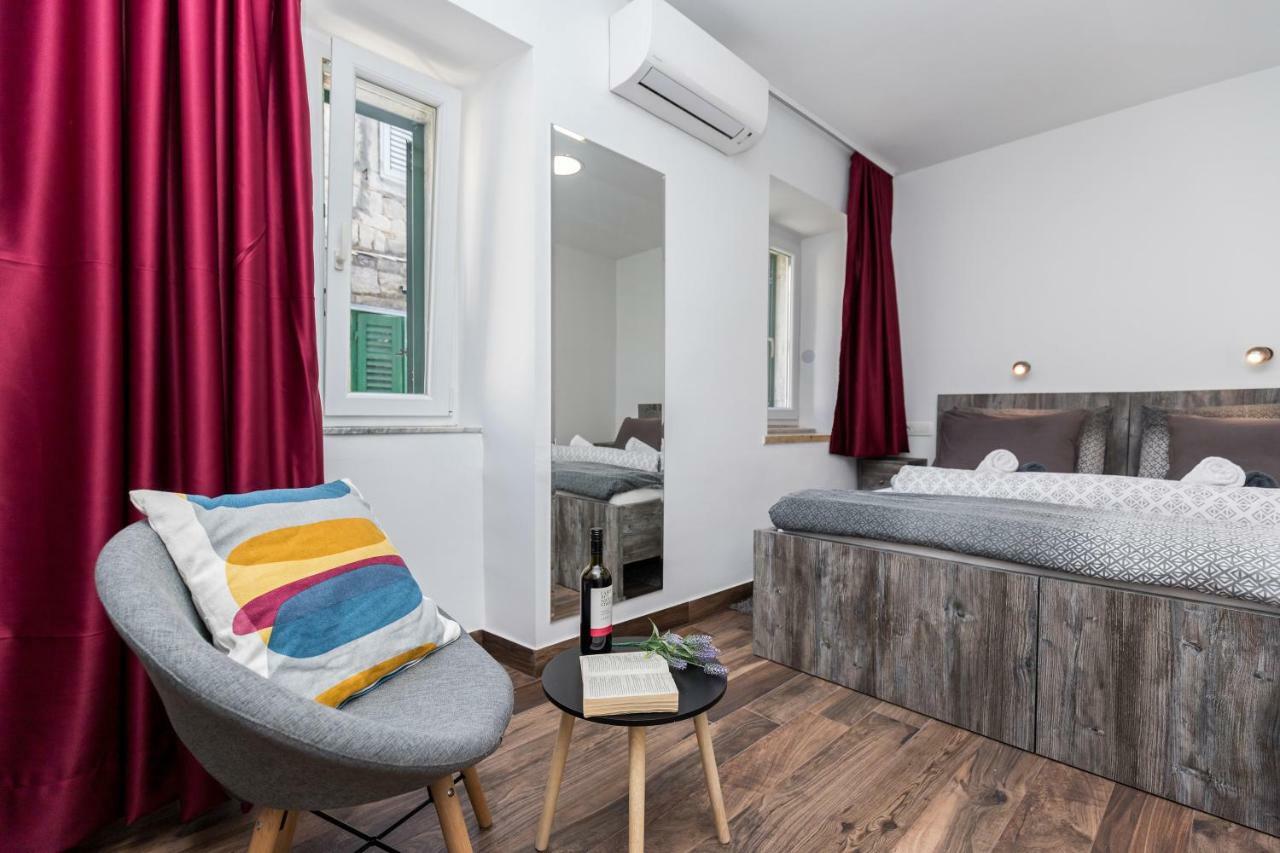 Apinelo Port Rooms Split Luaran gambar